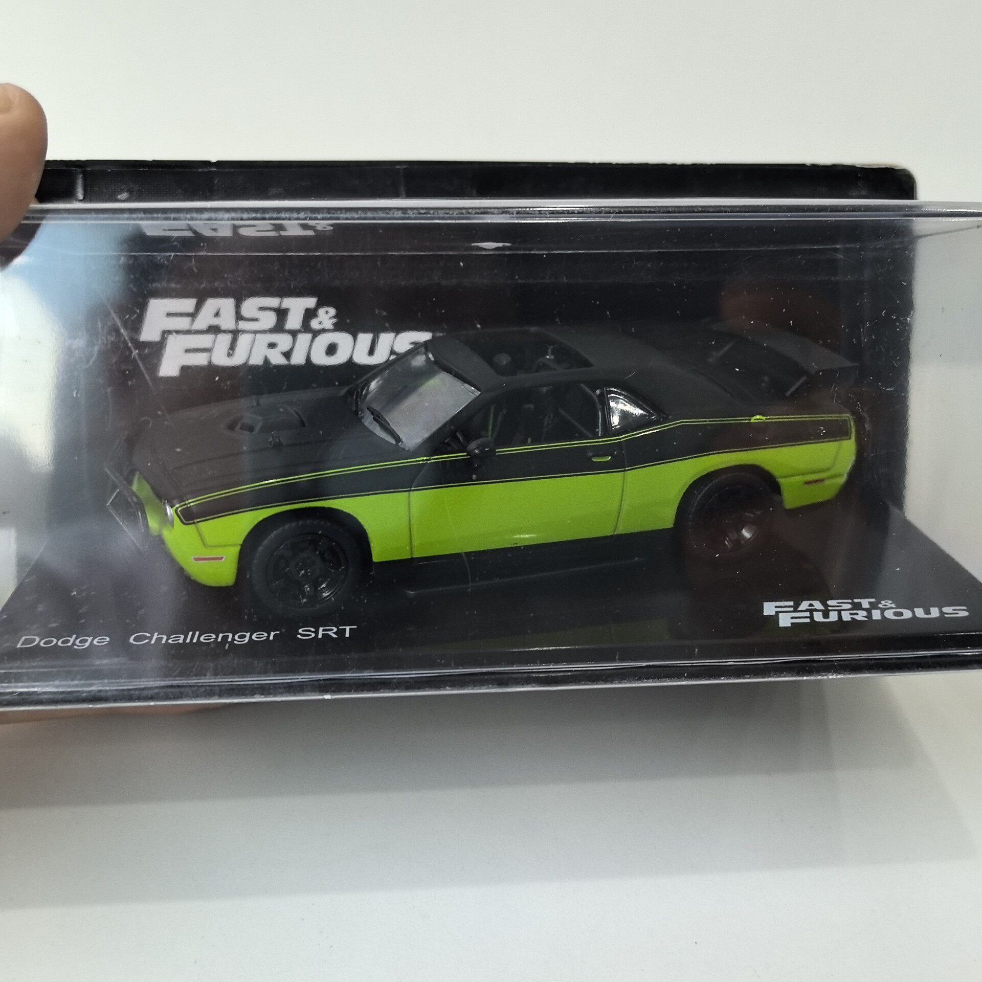 ダイキャスト製 IXO 1/43スケール DOGGE CHA - Movies のレビューと価格